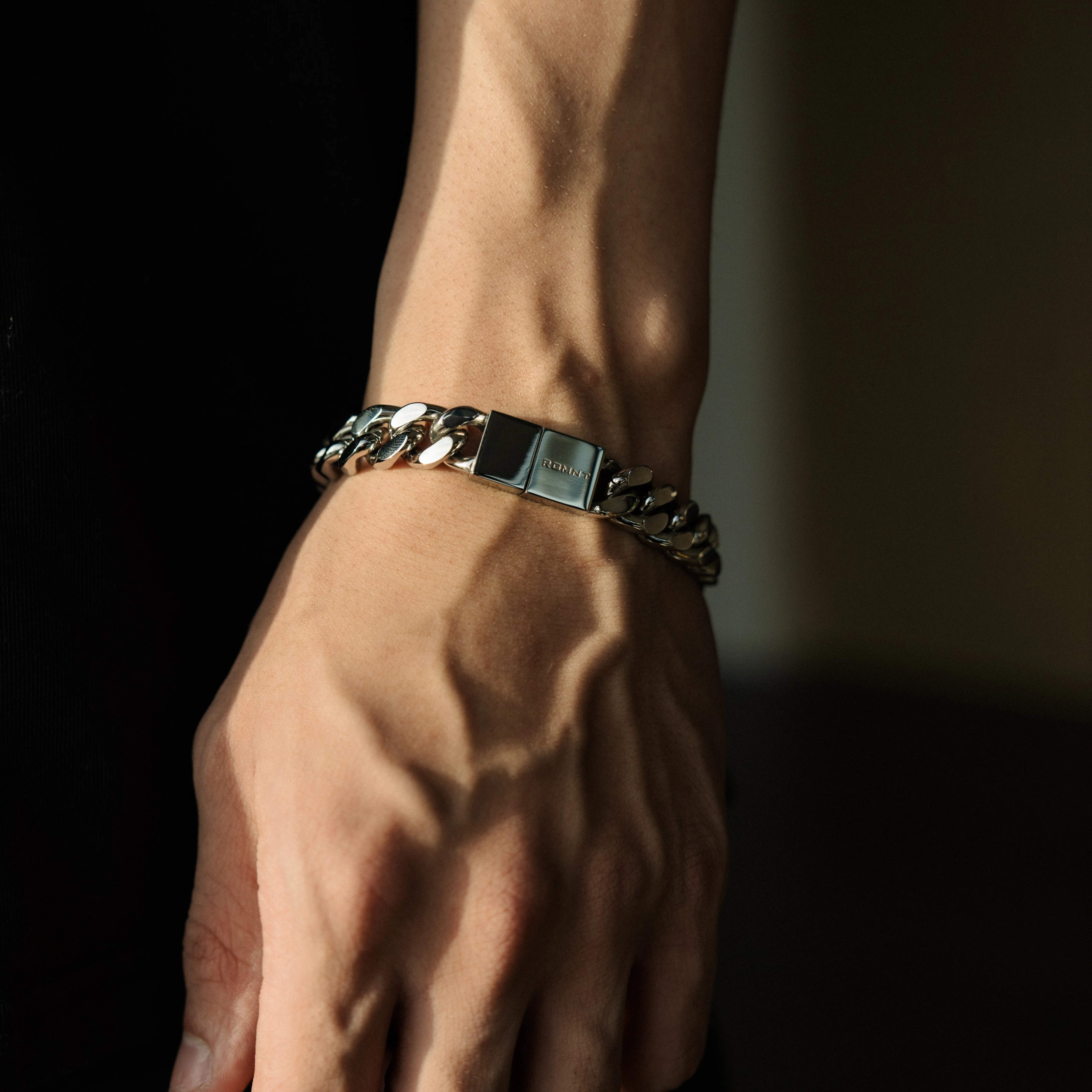 The Beveled Cuban Bracelet 11mm - Silver RG3006 - Image 3
