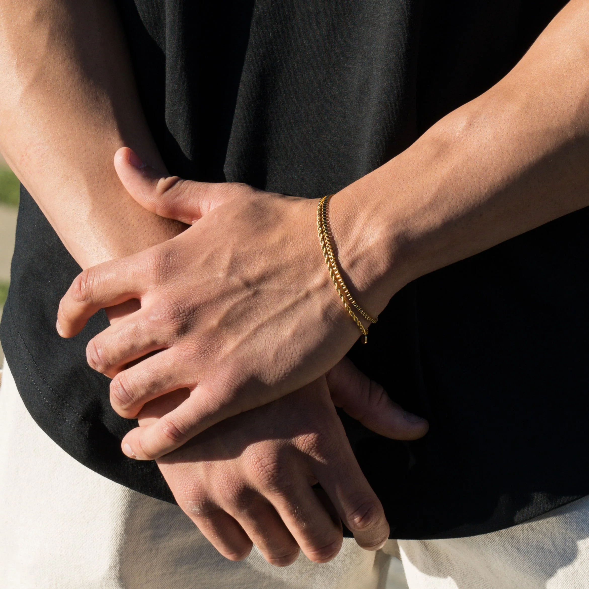 Minimal Box Bracelet - Gold RG376 - Image 3