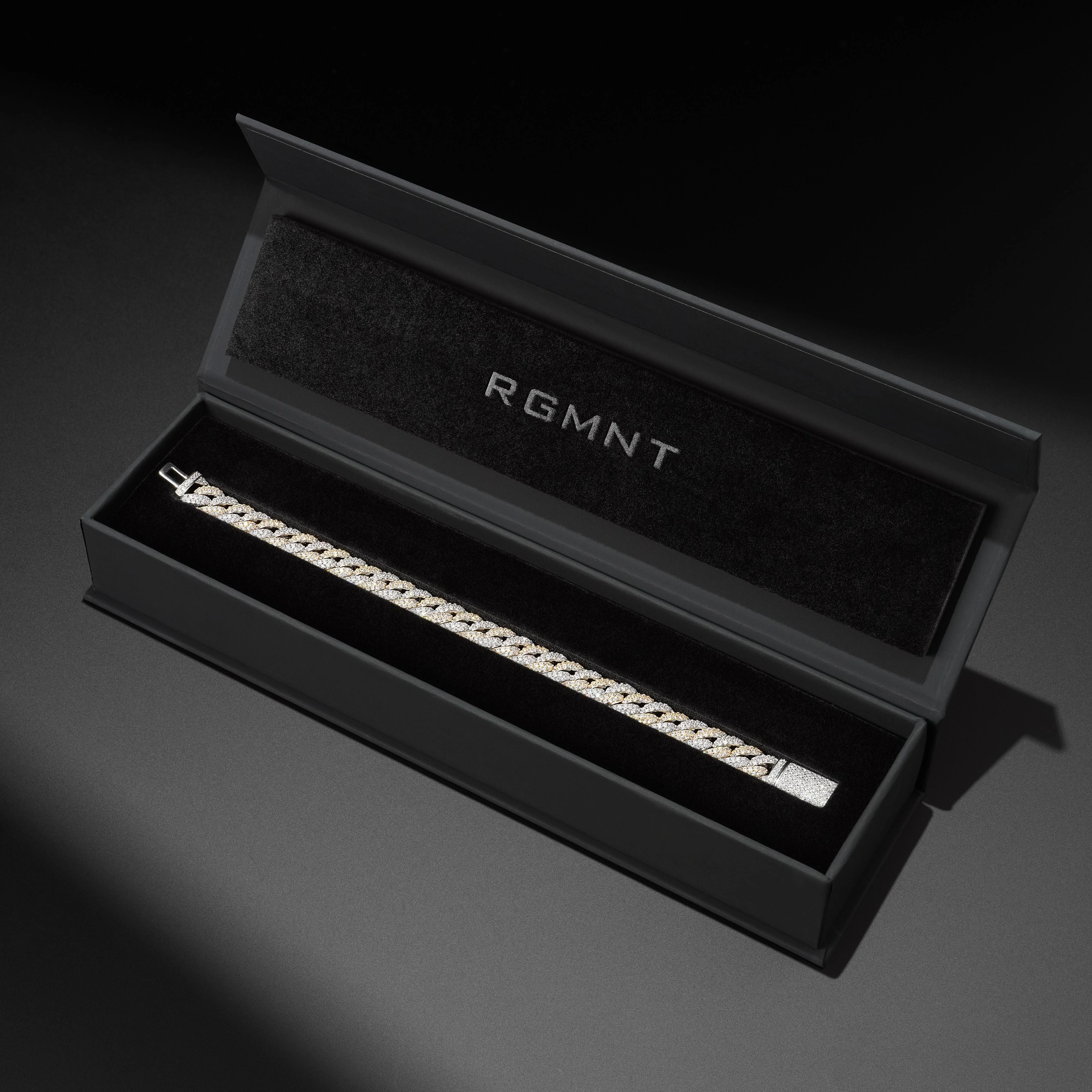 Two-Toned Iced Cuban Bracelet 10mm - Silver and Gold RG367 - Image 3